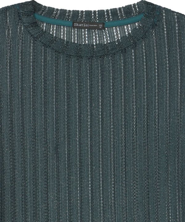 S05 T15au20 Peacock 2