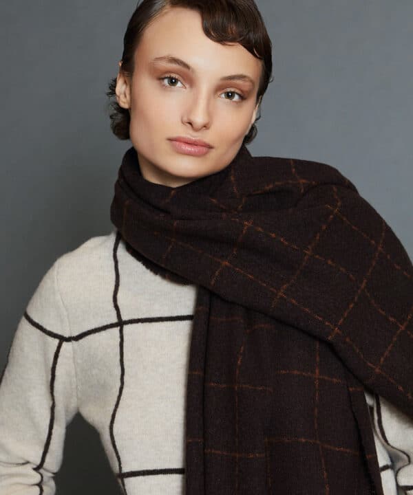 Bufanda Skatie cucadros marron chocolate S36 A40AW24 IOK 3 e1733928814682 Bufanda Skatie cucadros marron chocolate S36 A40AW24 IOK 3 e1733928814682