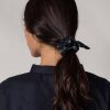 coletero SKFK scrunchie
