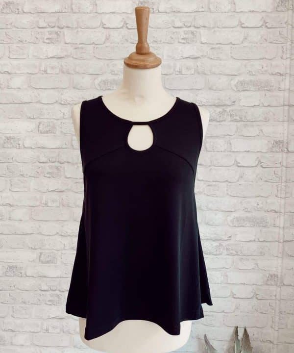 21VNC02 negro e1616669753962