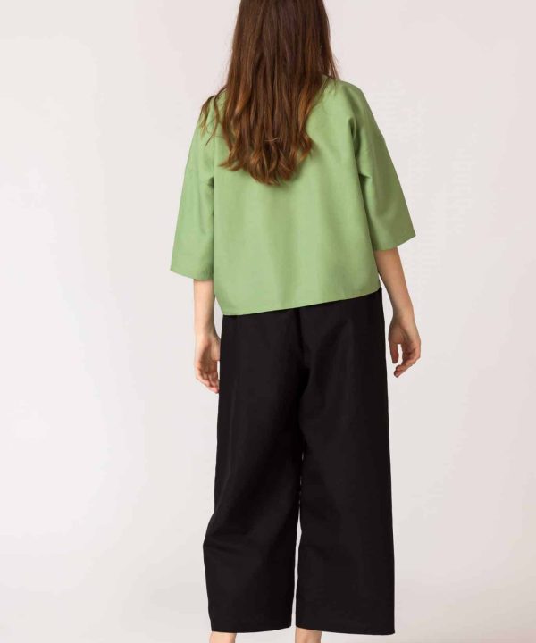 Naiare SKFK verde detras scaled