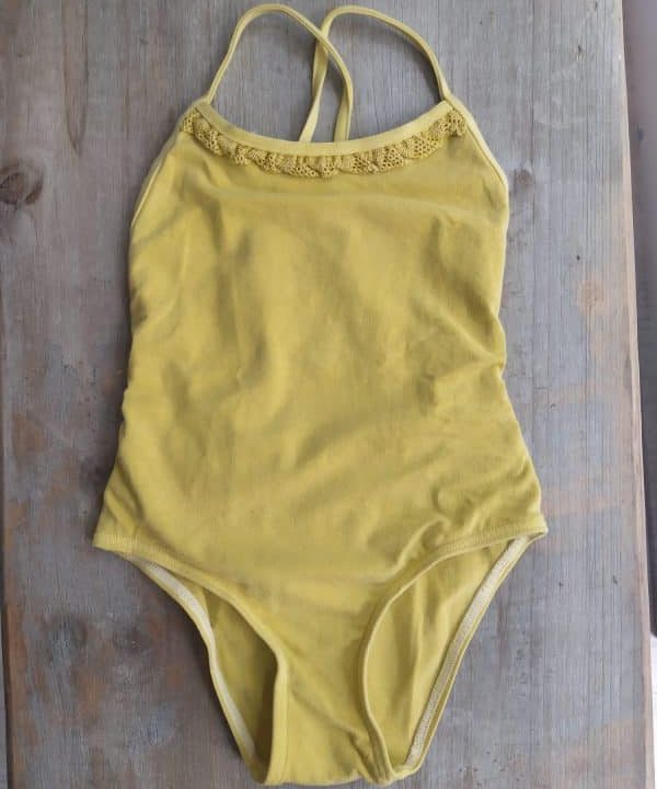 Banador nina algodon amarillo 2 e1624206928339