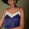 top meisie satinado azul