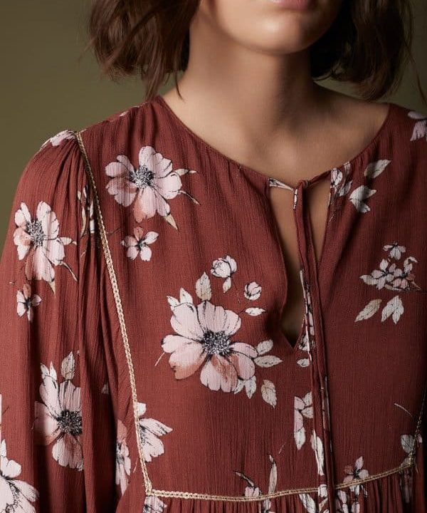 vestido midi floral