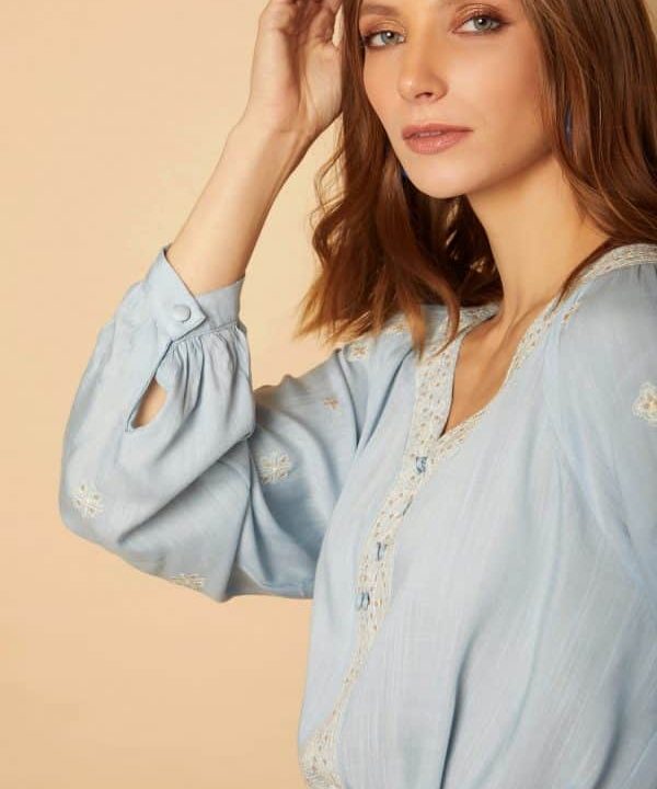 blusa camisa manga larga celeste meisie