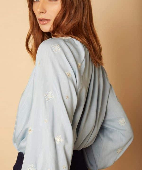 blusa camisa manga larga celeste meisie