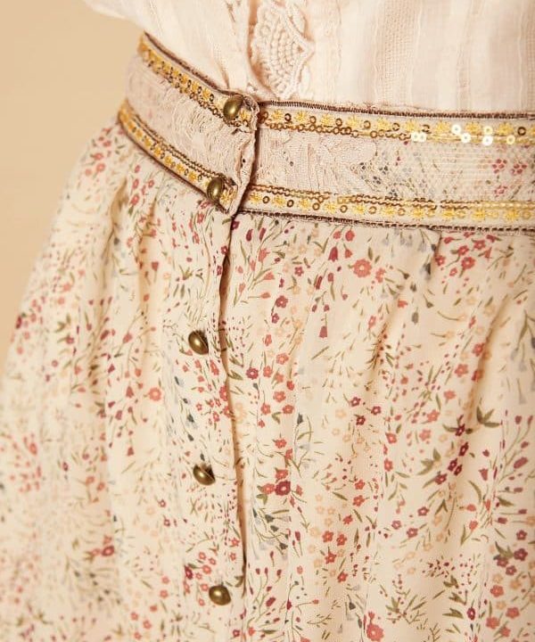 Falda midi floral Meisie