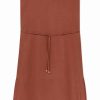 S02 V12 vestido midi skatie 1 e1644156438909