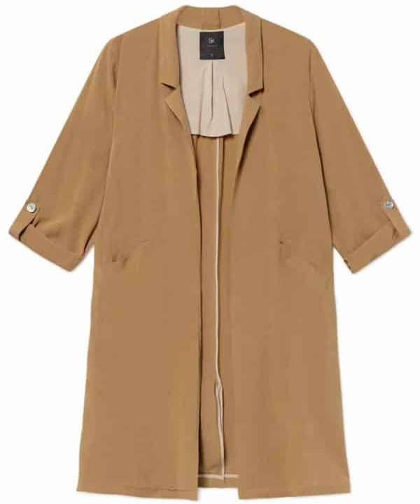 S05 J16 chaqueta skatie 1 e1644172880830