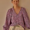 skatie blusa violeta e1644091847559