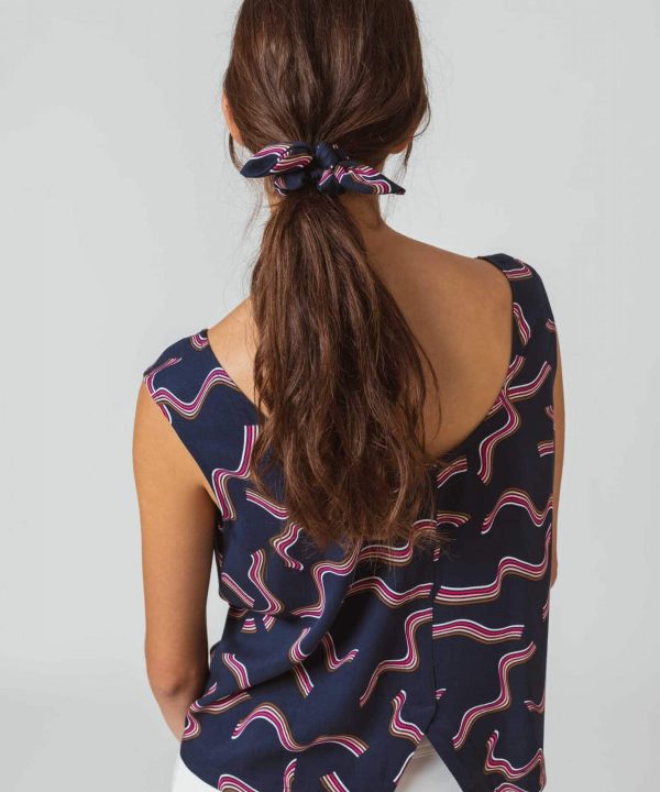 camisa sin mangas ecovero maitati skfk azul marino moda sostenible scaled