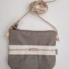 Bolso pequeno bandolera clover barcelona Borgo piedra scaled e1655998186711