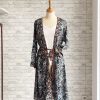 Kimono semilargo estampado azul