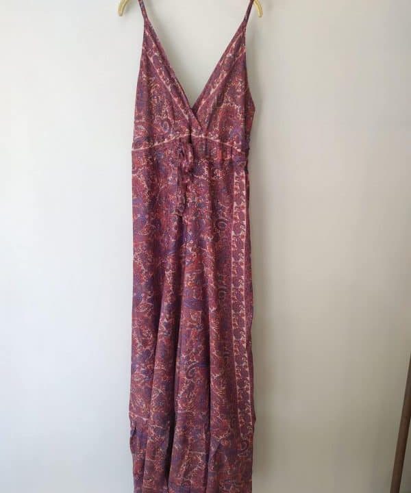 Vestido seda rosas scaled e1659104776681