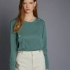 Camiseta meisie detalle botones M02T16KAL01 e1662845807790