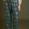 Pantalon meisie estampado gold M05P68KAL03 scaled e1662847391612