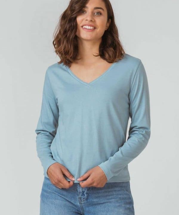 Camiseta bost skfk algodon organico cuello pico azul celeste wbc00126 b3 ofb scaled e1665594672919
