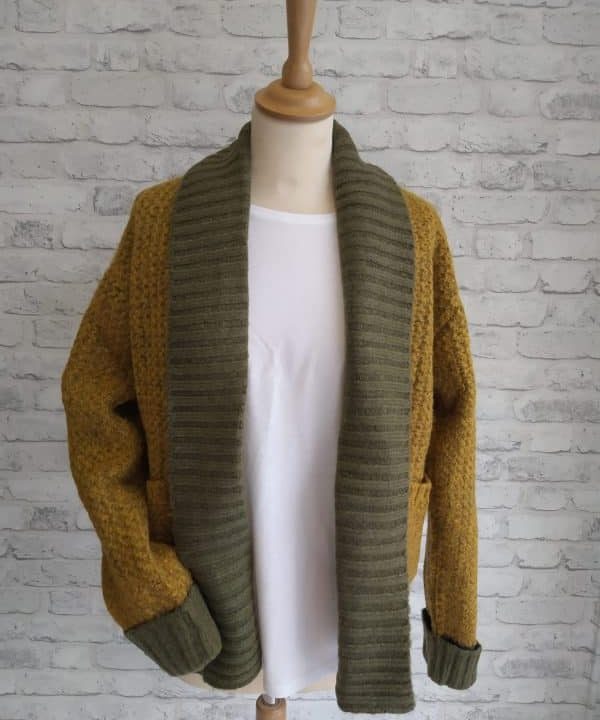 Chaqueta tricot doble solapa singular barcelona mostaza verde e1666106976395