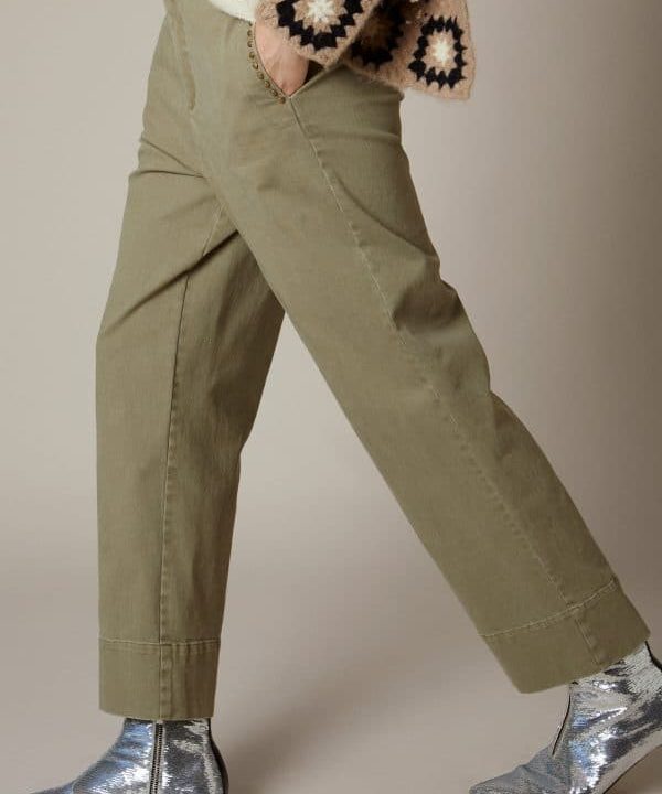 Pantalon meisie caqui tachuelas M05P70TRC04 e1664992655462