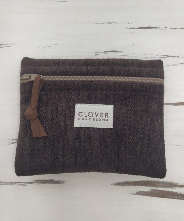 Monedero tela Clover Bcn marron chocolate scaled e1698580680170