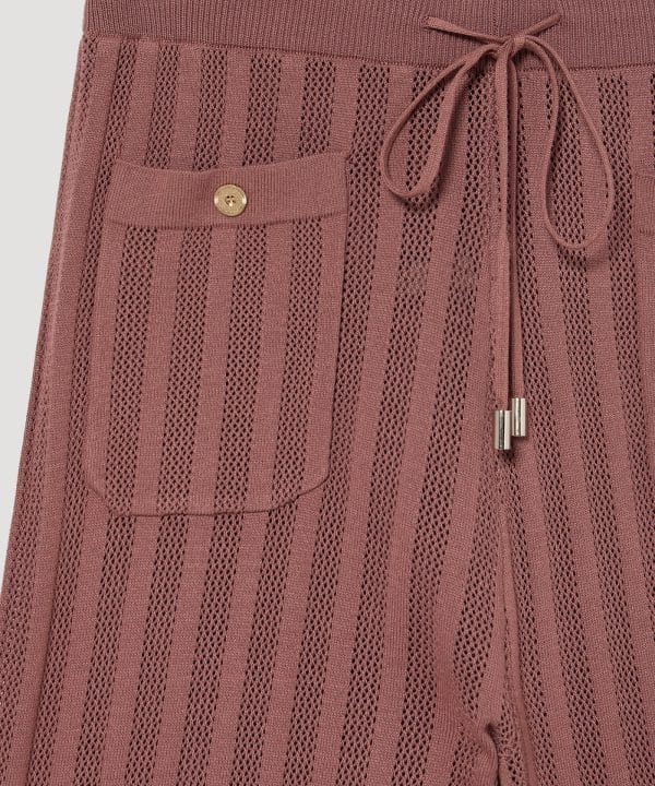 Pantalon cropped tachas Skatie S56 P02SS23 JAIPUR 3 e1683734546477