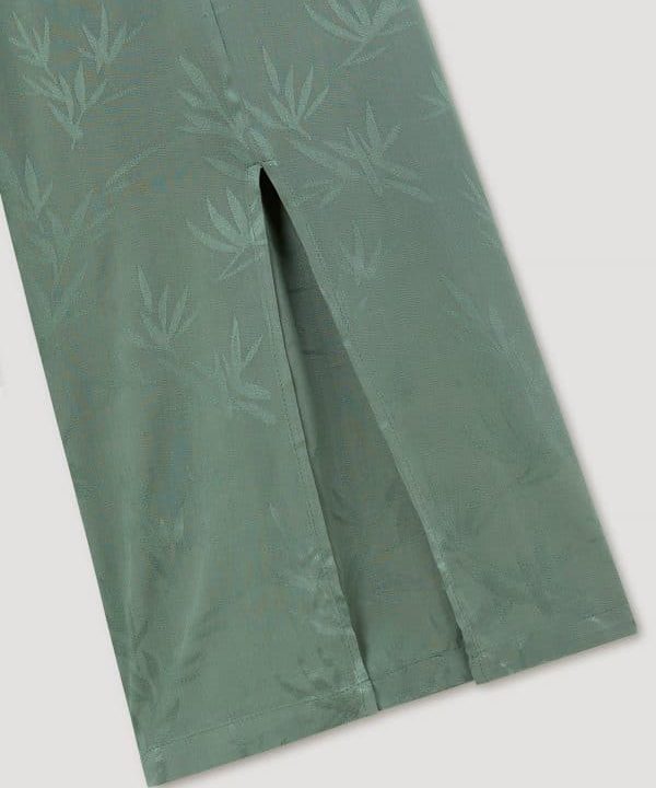 Skatie pantalon verde aberturas S05 P69SS23 AGATHA 4 e1677423143166
