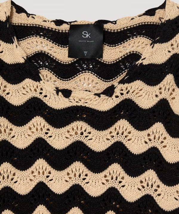 Skatie top crochet ondas manga acampanada S24 K27SS23 BLACK 4 e1677427041945