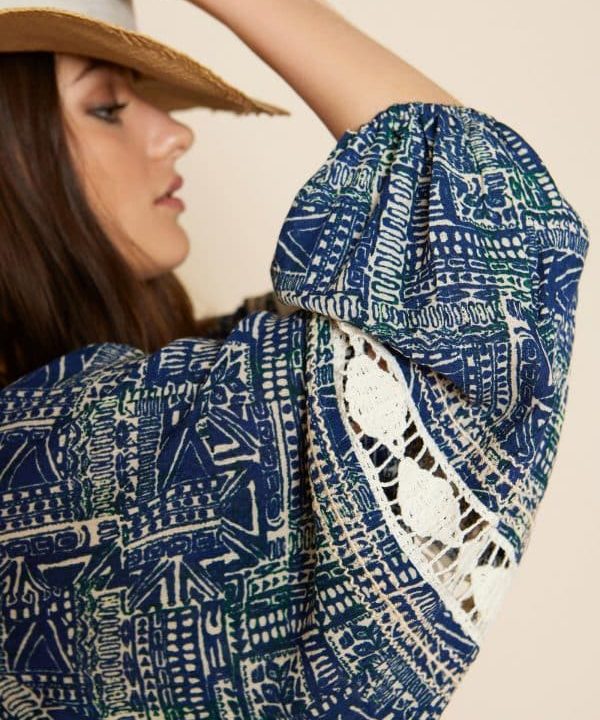 Blusa meisie viscosa estampada azul M04B75 FRM 11adl e1678042077150