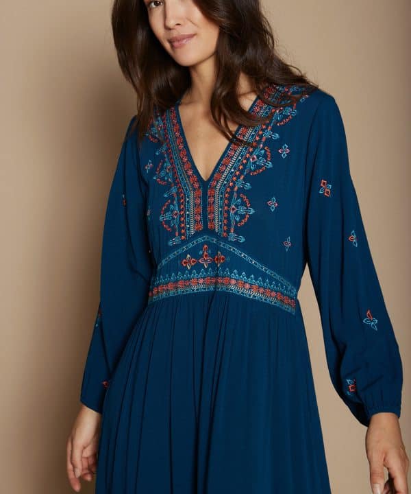 Vestido meisie crepe bordado M04V28 TEL 3 e1695151175368