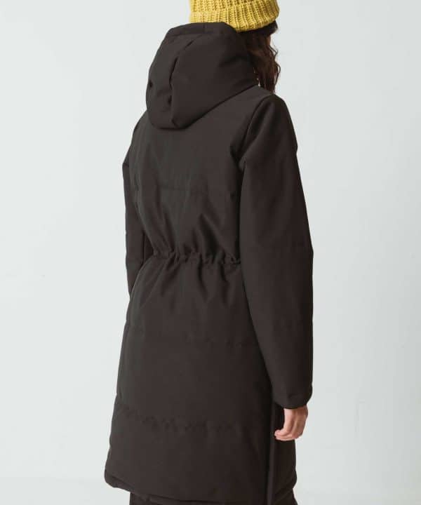 Anorak capucha alaitz negro skfk wct00005 2n f5b scaled e1697314457904
