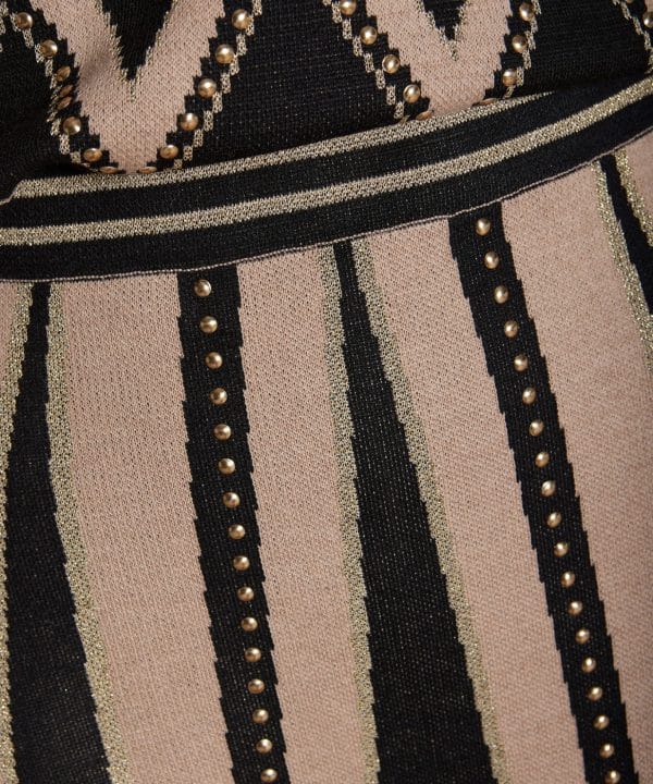 Falda punto tachas Meisie M90F03 BLK 5 scaled e1698601002419