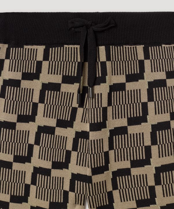 Pantalon punto Skatie jacquard estampado S54 P01AW23 BLACK 3 e1700577649697