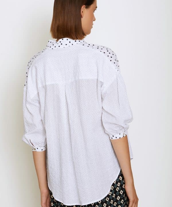 Blusa Skatie algodon estampado topitos blanca S50B38 NAVY 6 e1708795231845