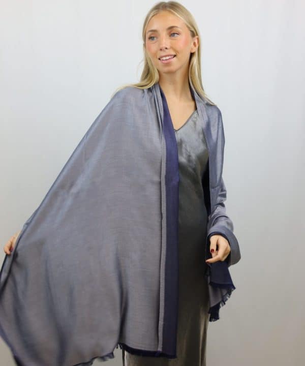 Estola pashmina fiesta gris Donatzelli 1247 C.4 scaled e1707683343521