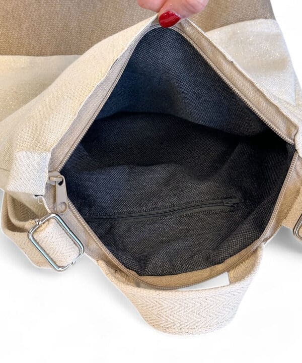 Mochila De La Mur Oro brilli delamur tela urbana MOTX2ORO Photoroom 1