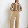 Pantalon Skatie cargo fluido detalle costuras S05P106 FLAX 1 e1708804637712