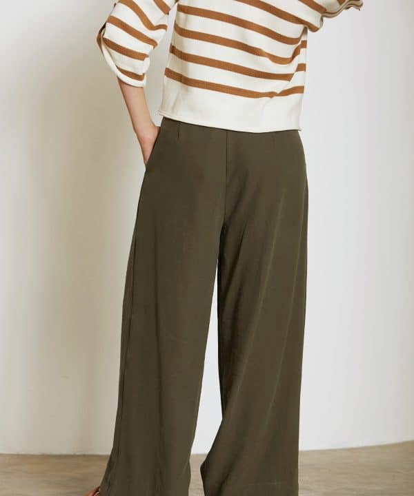 Pantalon Skatie palazzo viscosa tencel verde caqui S05P107 FERN 6 e1708799687611