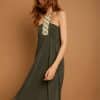 Vestido cinta cuello meisie verde caqui M02V16 AVO 2 e1711398202164