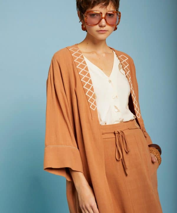 kimono meisie bordado solapa M99KF01 PIN 2 e1707594510877