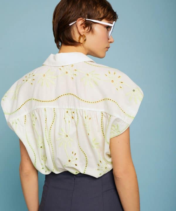 Blusa bordado troquelado meisie M49B32 LIM 7 e1711402996967