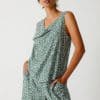 camisa keinu SKFK flores verdes viscosa ecovero e1709806615725