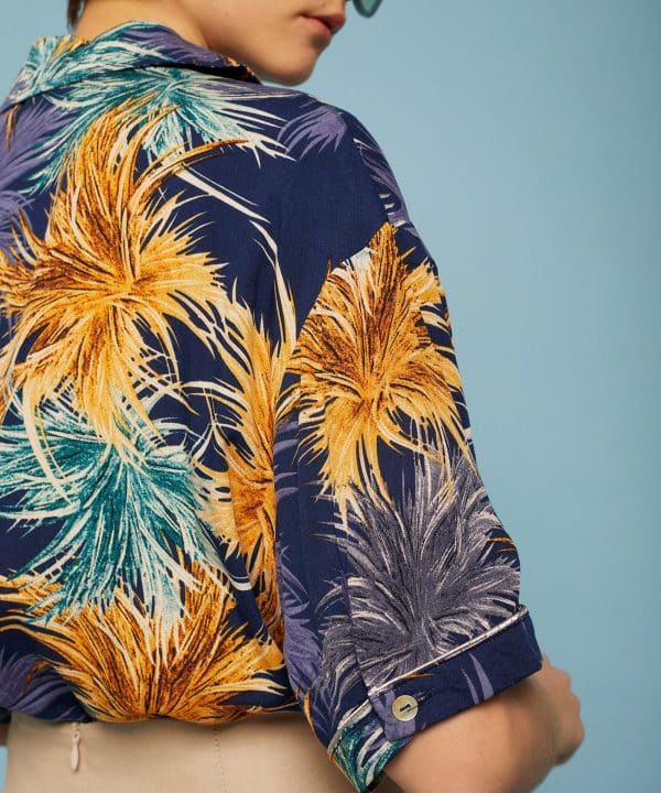 camisa viscosa estampado tropical meisie palmeras M101B01 AQU 5 e1711463869983
