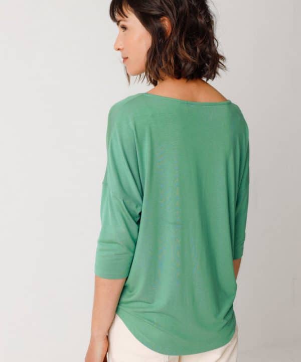 camiseta bederatzi SKFK manga murcielago tres cuartos verde hierba e1715203040900