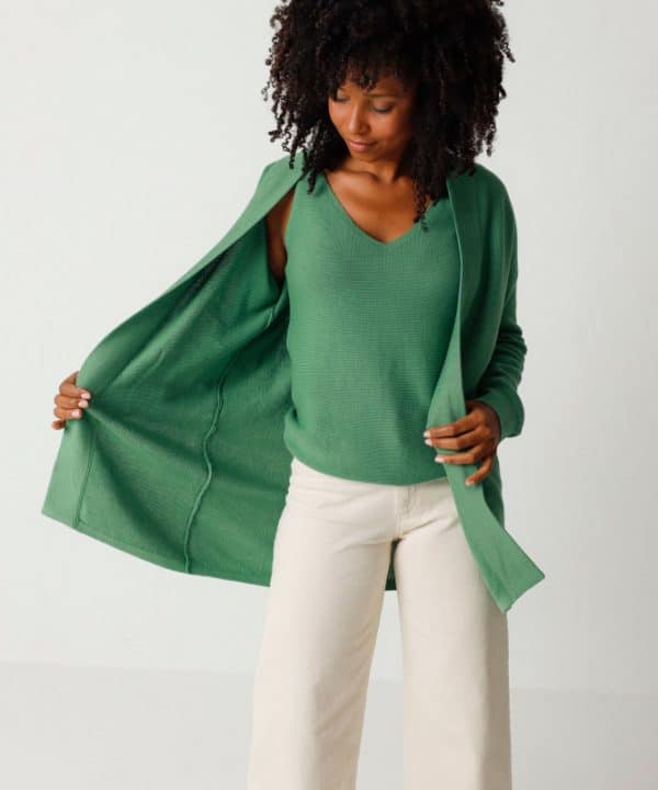 cardigan sueter ara gots SKFK verde hierba algodon organico e1709801297517