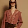 Blusa algodon bordada meisie M04B115 ROS 4 e1726605811787