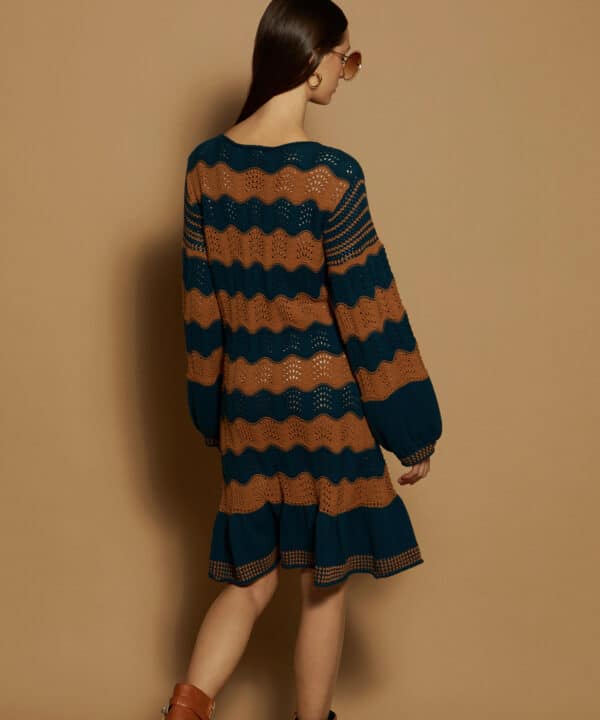 Vestido corto punto meisie ondas M16V03 CYN 3 e1726694077544