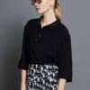Blusa skatie oversize botones negra S05 B98AW24 BLK 3 e1728159778164
