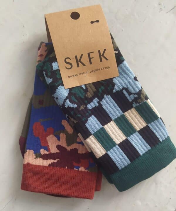 Calcetines SKFK colores scaled e1729493407491