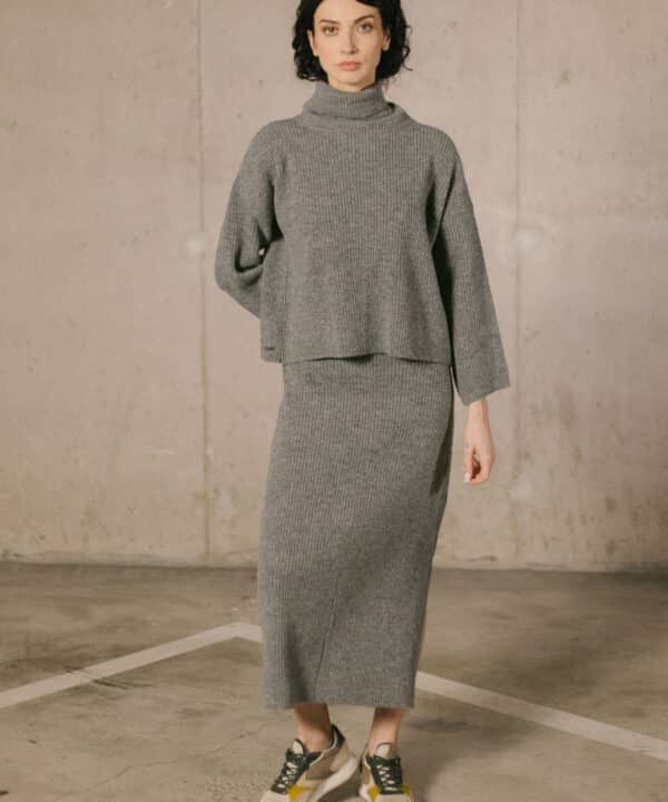 Falda punto gris PAN producto basico canale winter24 lkbk 83 scaled e1729455803520