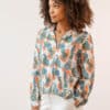 Blusa estampada con botones PAN producto basico 2501276cap 01 e1739640462597
